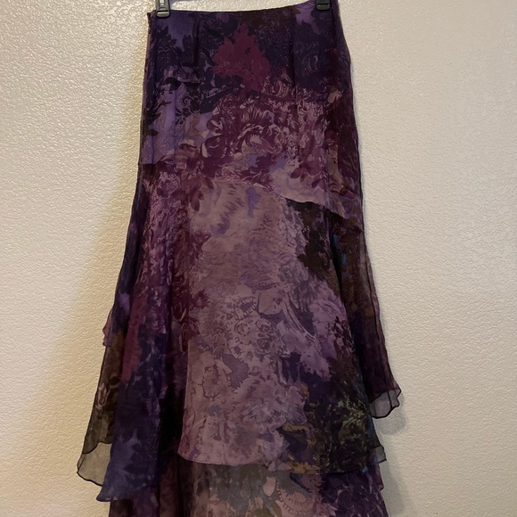 Albert Nipon silk top and skirt set - Picture 7 of 7